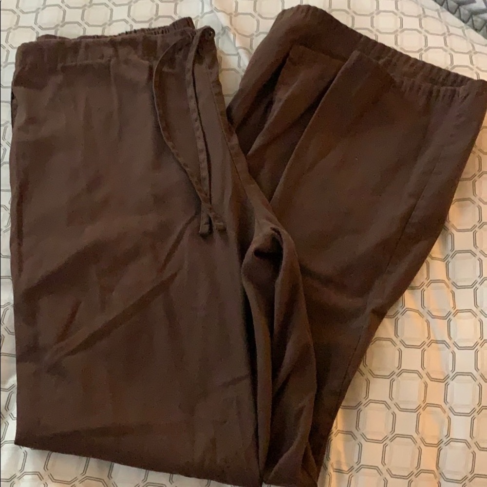 Scrub pants